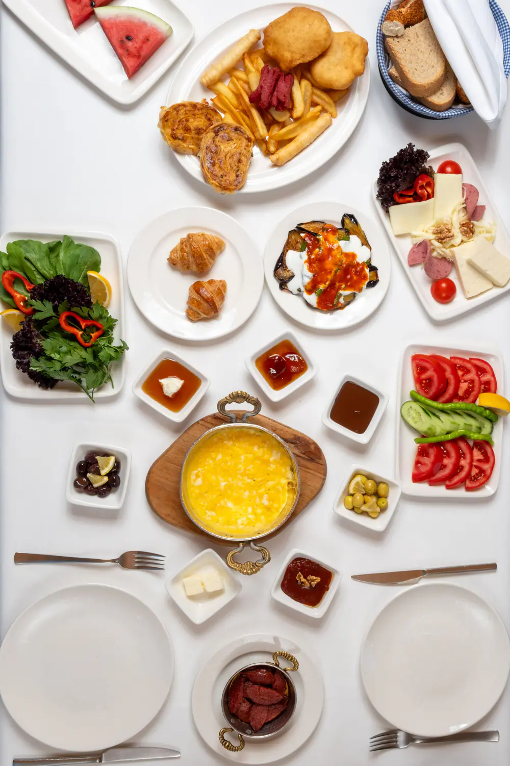 Serpme kahvaltı, yukarıdan